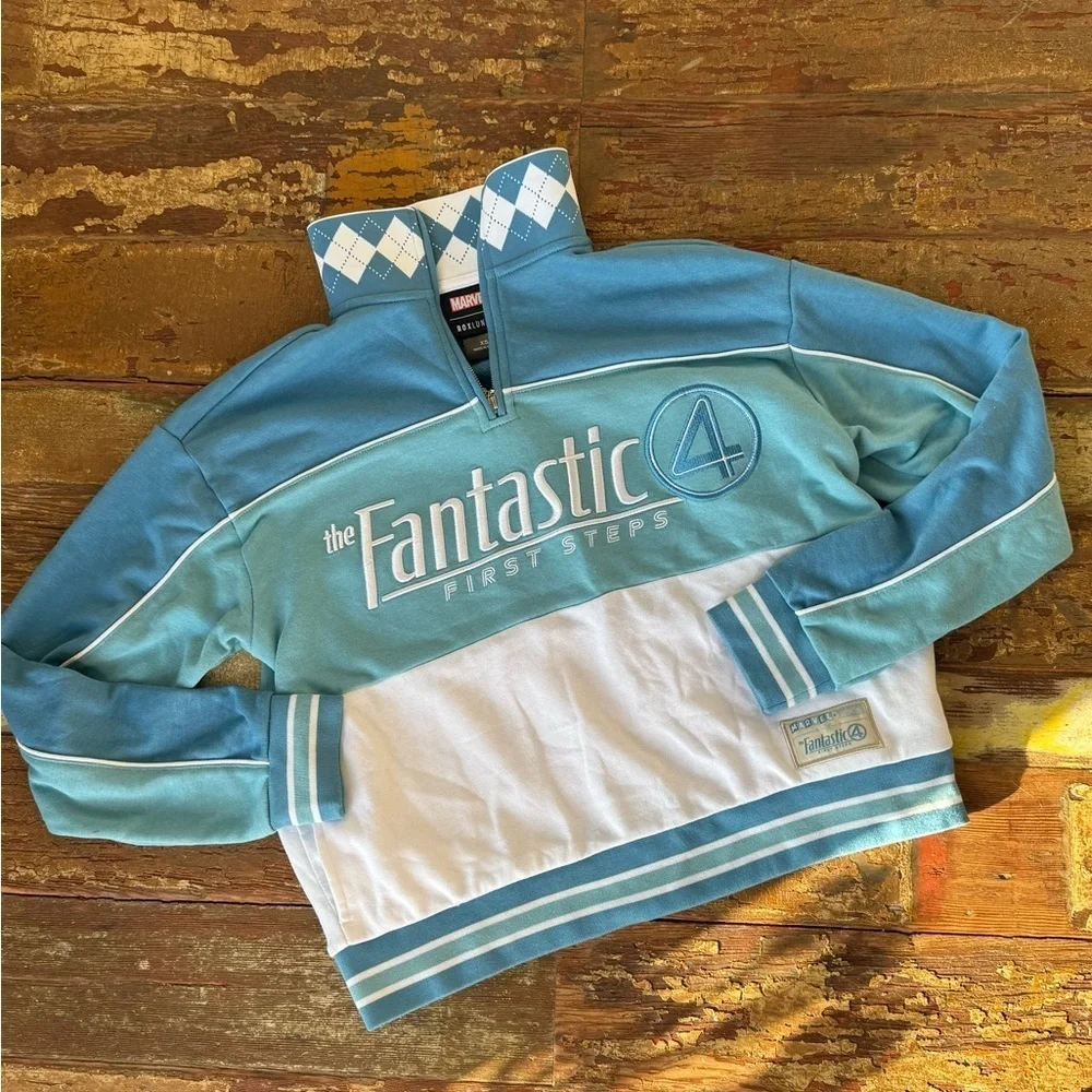 NWOT Marvel Fantastic Four: First Steps Women’s Quarter Zip Crewneck BoxLunch XS
